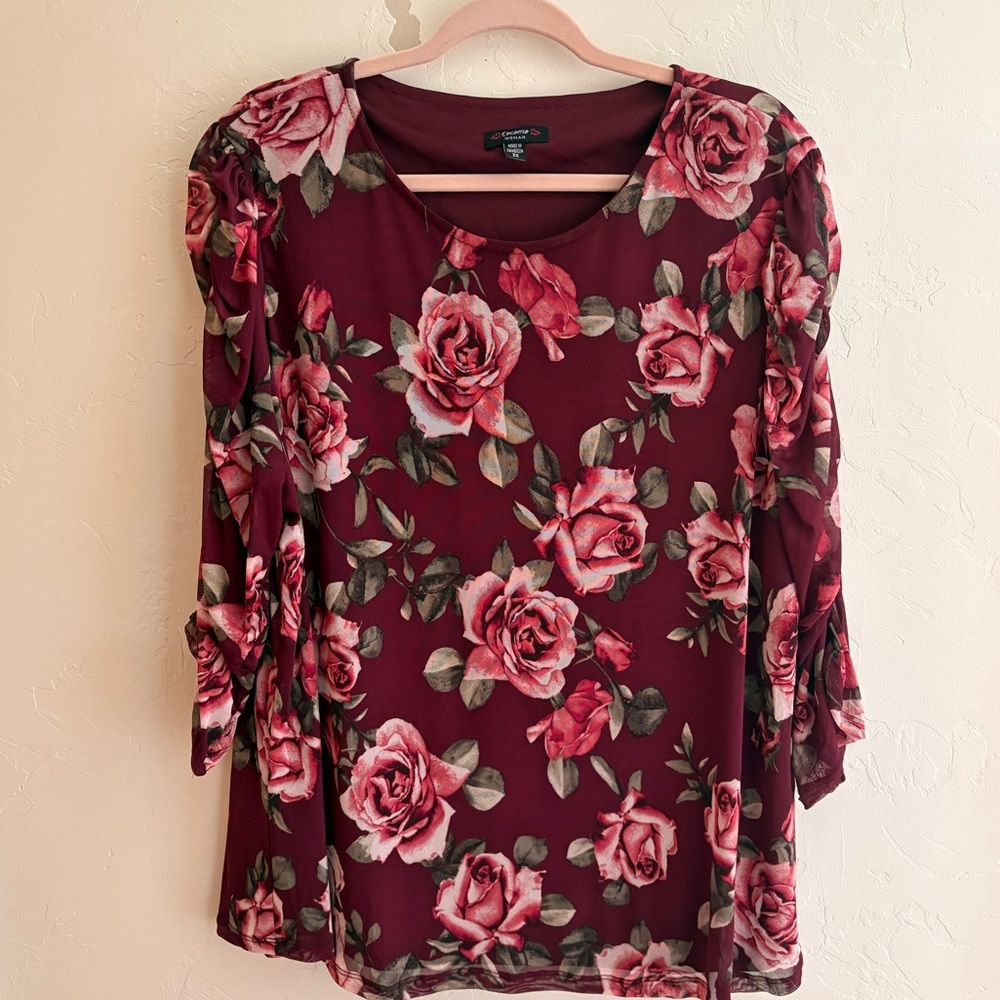Cocomo Woman Plus Size 3X Burgundy with Roses Print 3/4 Ruched Sleeves NWOT